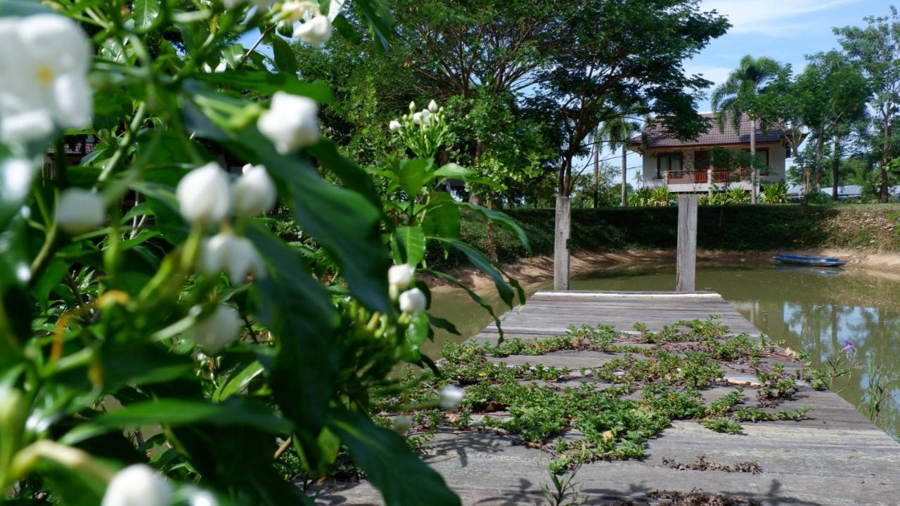 Resort Railumpoo Nakhon Sawan Εξωτερικό φωτογραφία