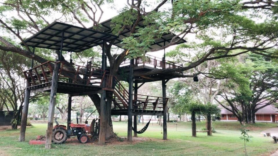 Resort Railumpoo Nakhon Sawan Εξωτερικό φωτογραφία