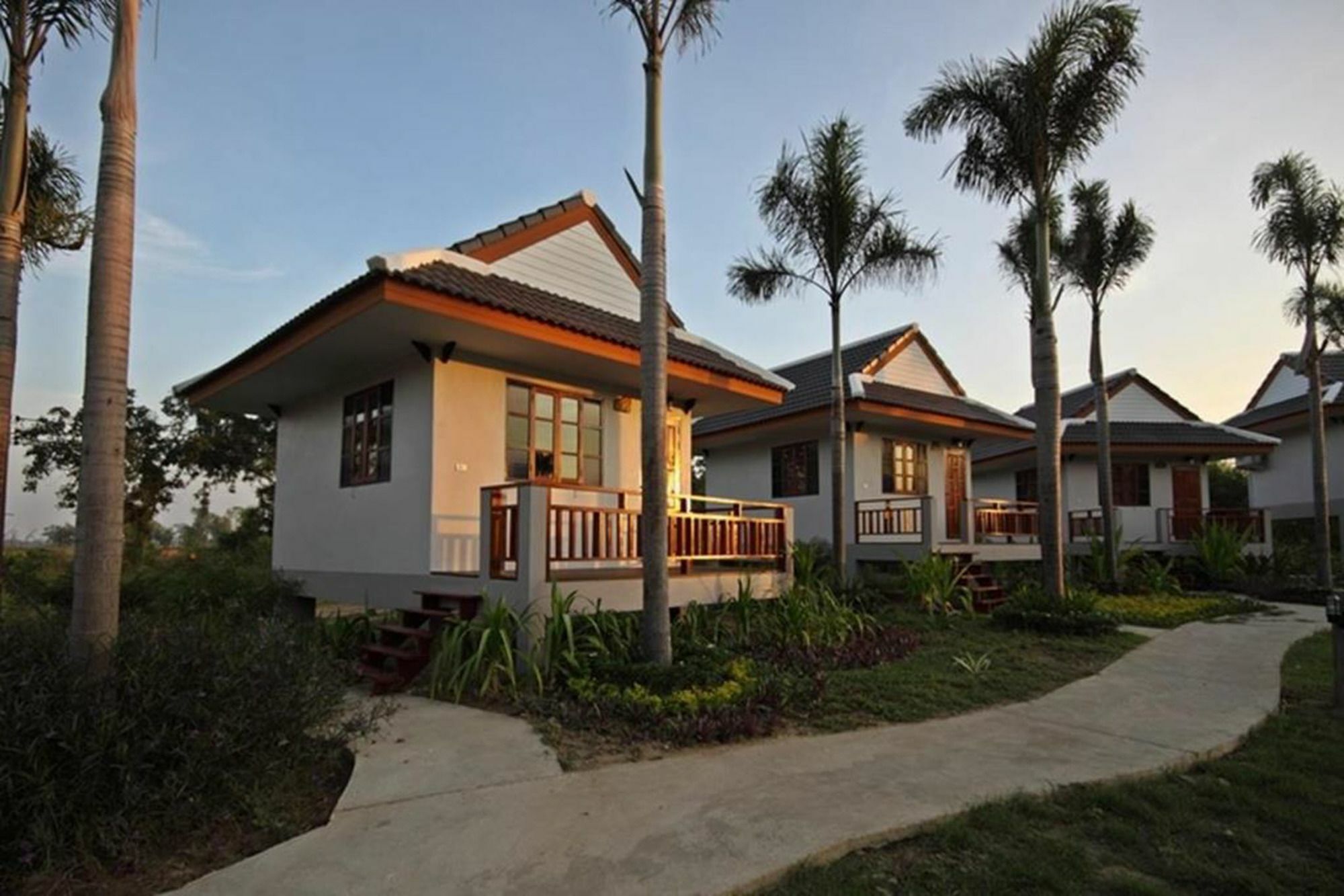 Resort Railumpoo Nakhon Sawan Εξωτερικό φωτογραφία